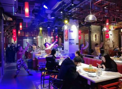 沈陽開火鍋加盟店，如何提升品牌消費(fèi)熱度？