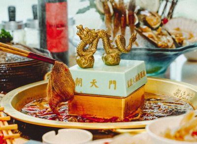 奉節開火鍋加盟店，開業如何活躍人氣？