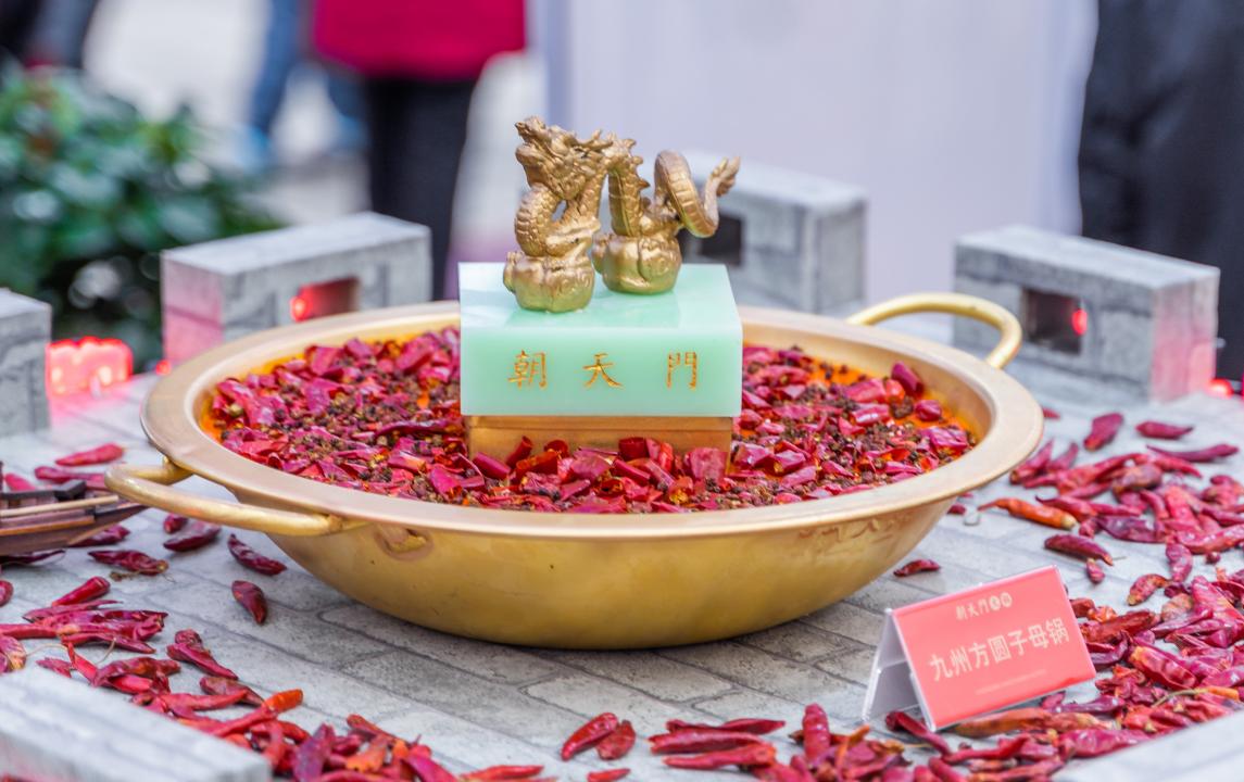 長江索道旅游打卡攻略，體驗飛躍長江，品嘗重慶火鍋！